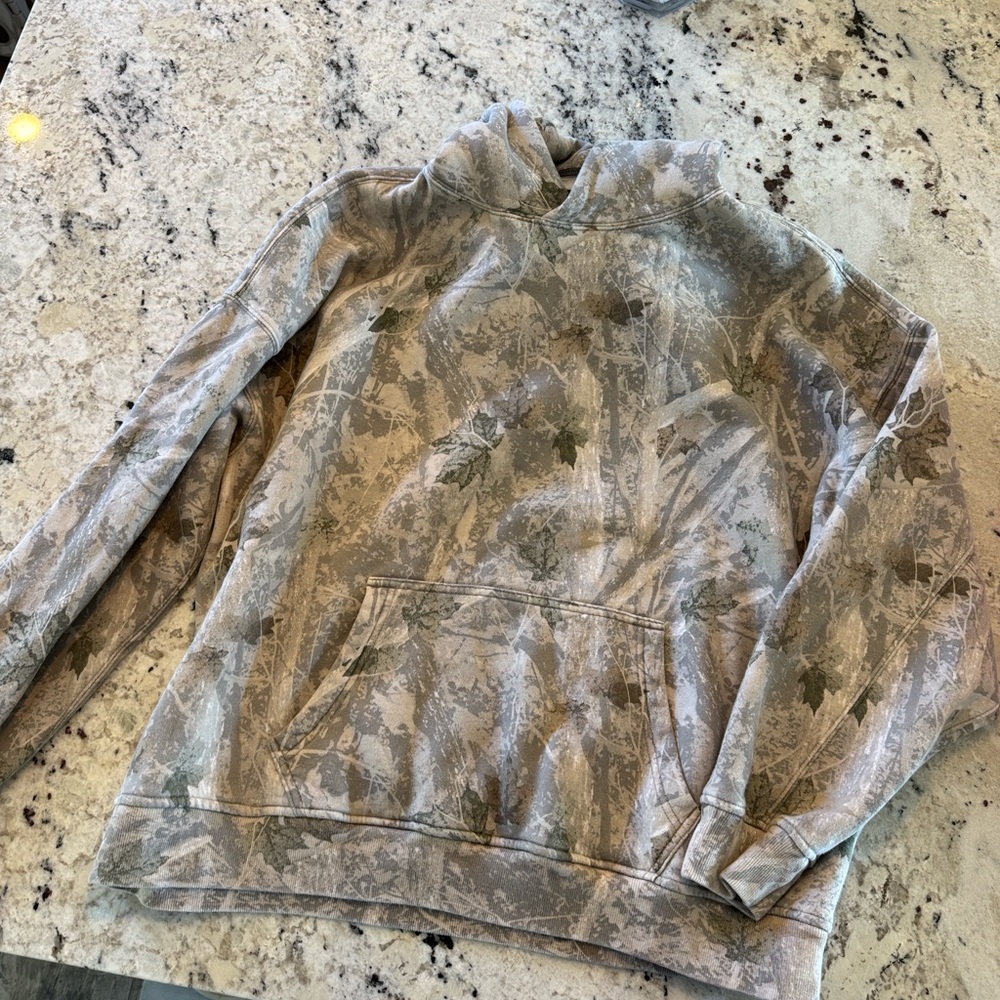 Abercrombie and fitch camo hoodie
